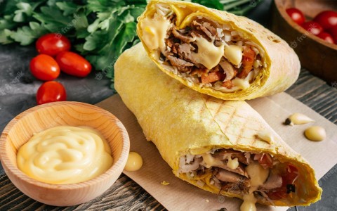 Шаурма сырная с курицей